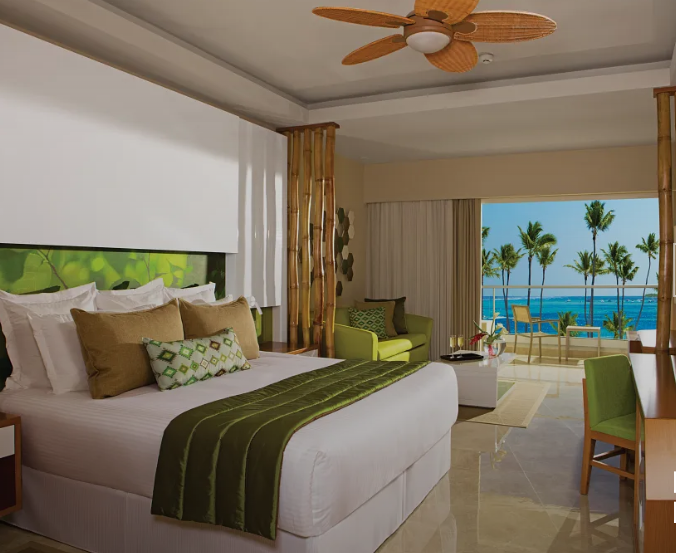 Preferred Club Junior Suite Ocean View, Dreams Onyx