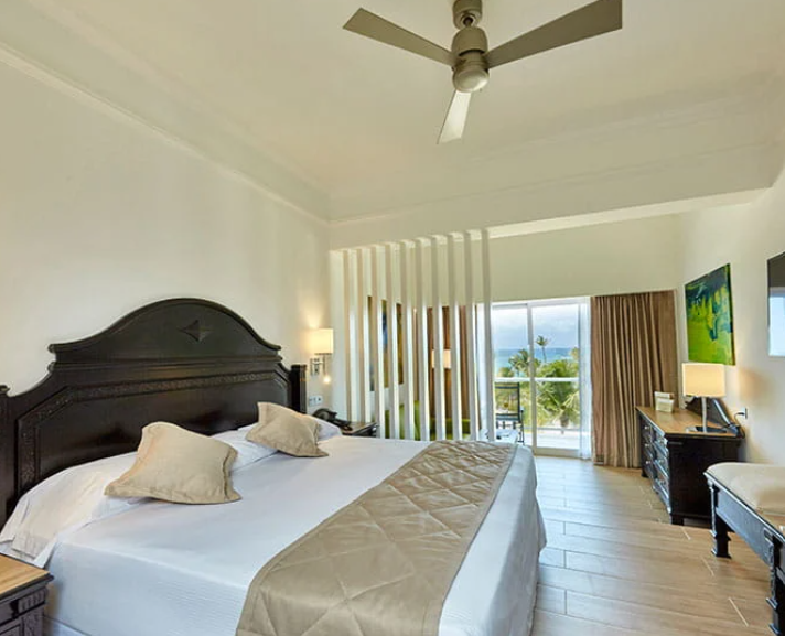 Junior Suite with Sea View, Riu Palace Punta Cana