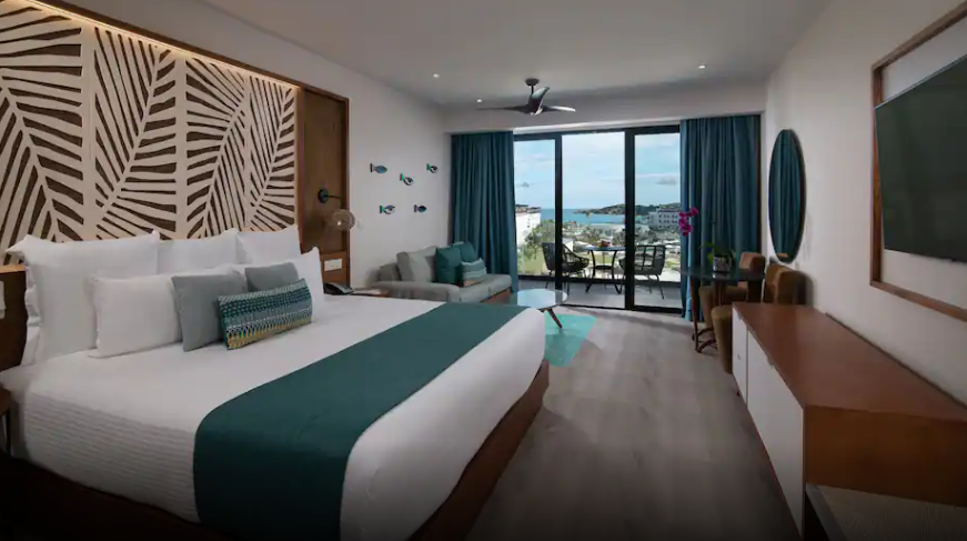 Junior Suite Partial Ocean View - King, Dreams Macao Beach