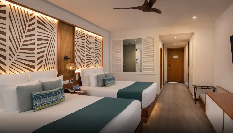 Preferred Club Junior Suite Tropical View - Double, Dreams Macao Beach