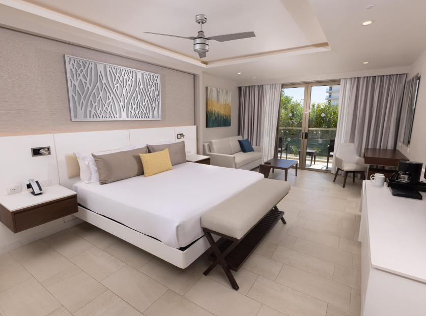 Luxury Junior Suite, Hideaway at Royalton Riviera Cancun