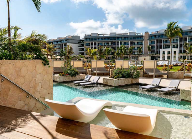 Majestic Junior Suite (Swim Up), Majestic Elegance Costa Mujeres