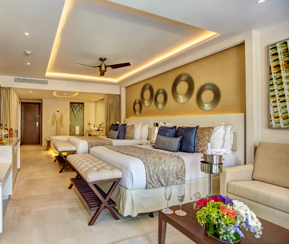 Diamond Club Luxury Junior Suite Ocean View, Royalton Riviera Cancun