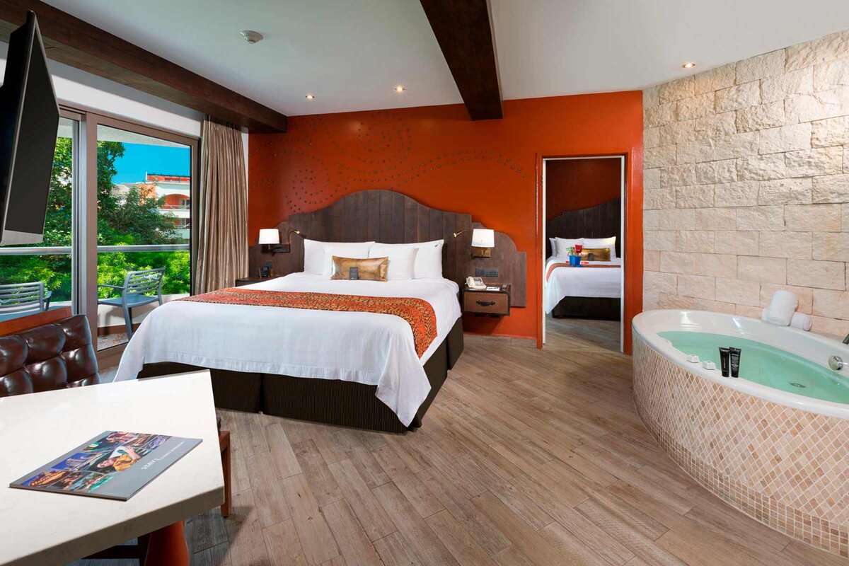 Deluxe Family (Two Bedroom), Hard Rock Hotel Riviera Maya