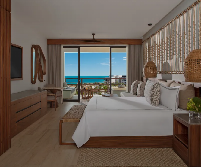 Preferred Club Junior Suite Ocean View King, Secrets Playa Blanca