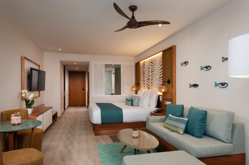 Junior Suite Tropical View - King, Dreams Macao Beach