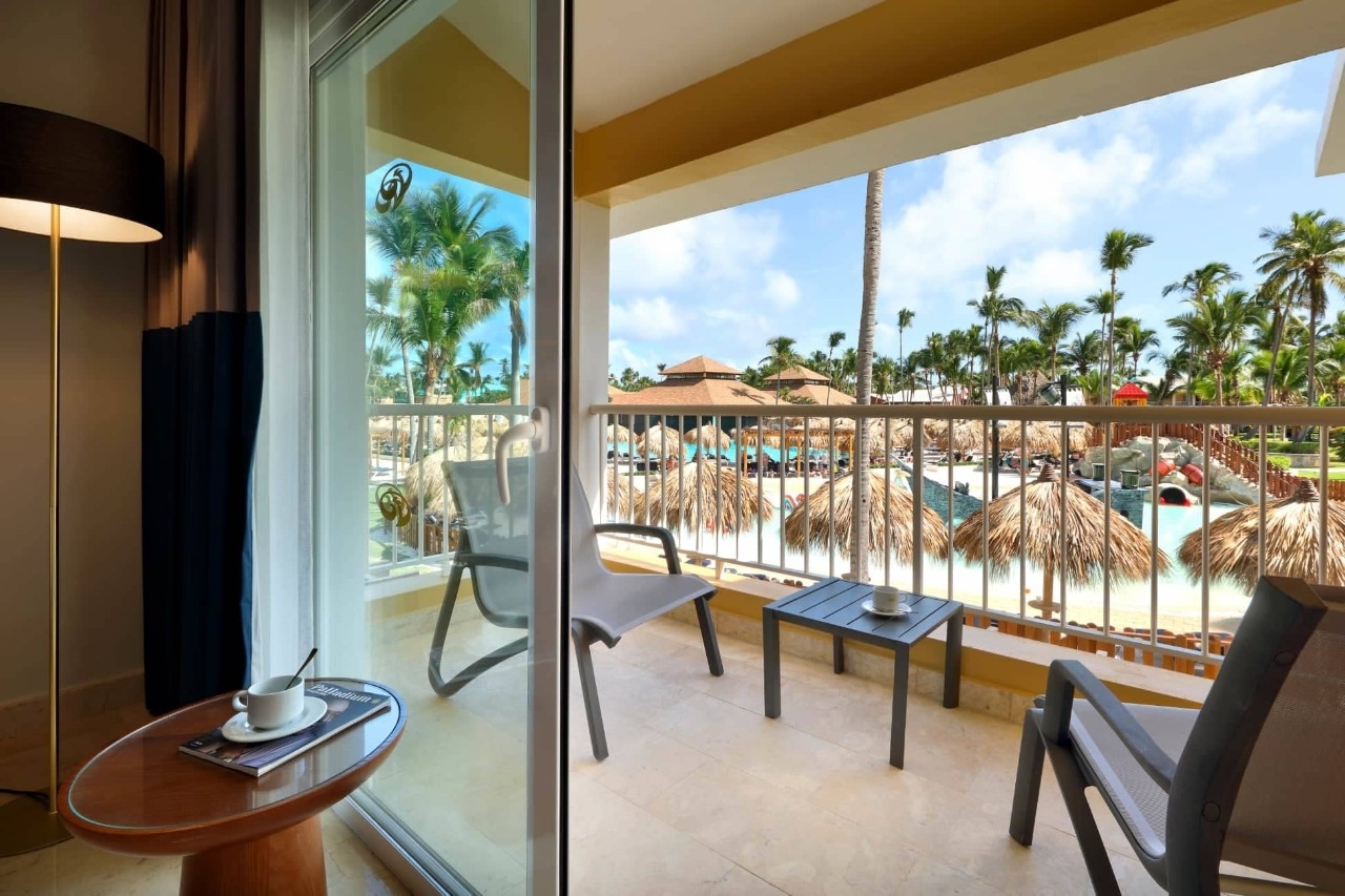 Deluxe Poolside, Grand Palladium Punta Cana