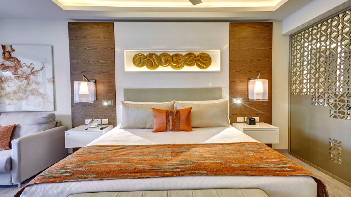 Luxury Junior Suite Ocean View, Royalton Bavaro