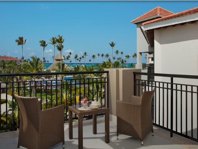 Junior Suite Partial Ocean View, Secrets Royal Beach