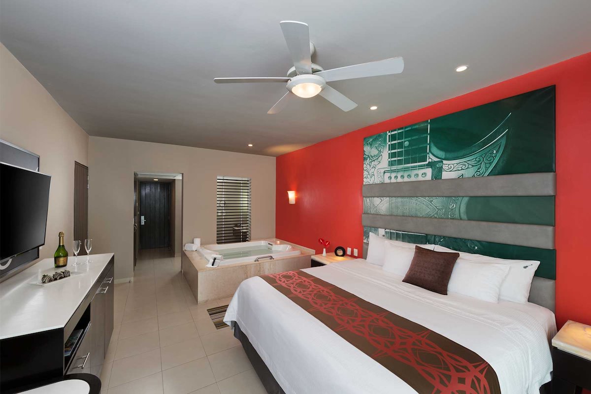 Deluxe Room - King, Hard Rock Hotel Vallarta