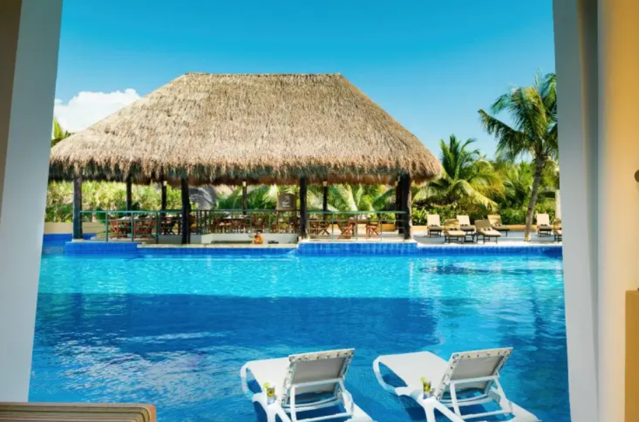 El Dorado Seaside Palms