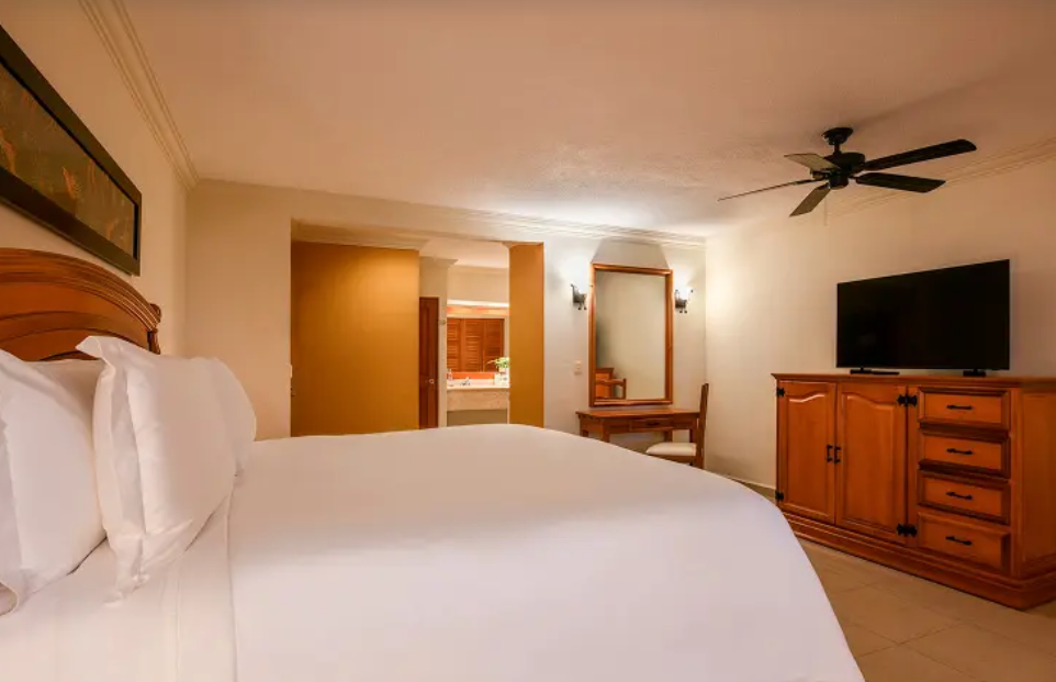 Beachfront Junior Suite, El Dorado Seaside Palms